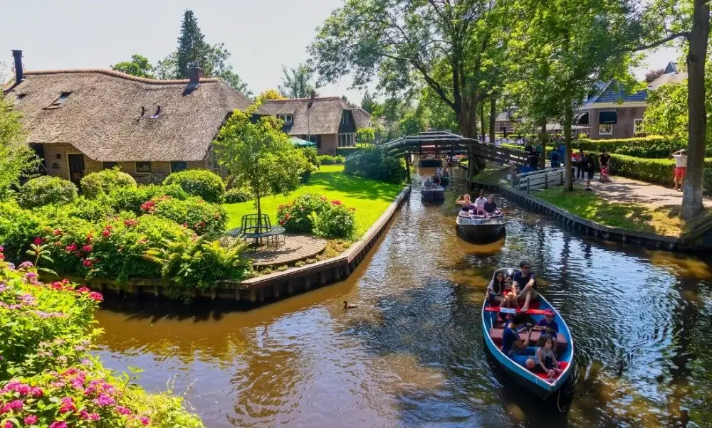 Giethoorn - The Venice of the North